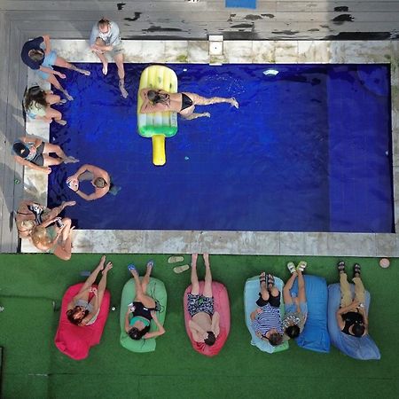 The Tipsy Gypsy Hostel Чангу Екстер'єр фото